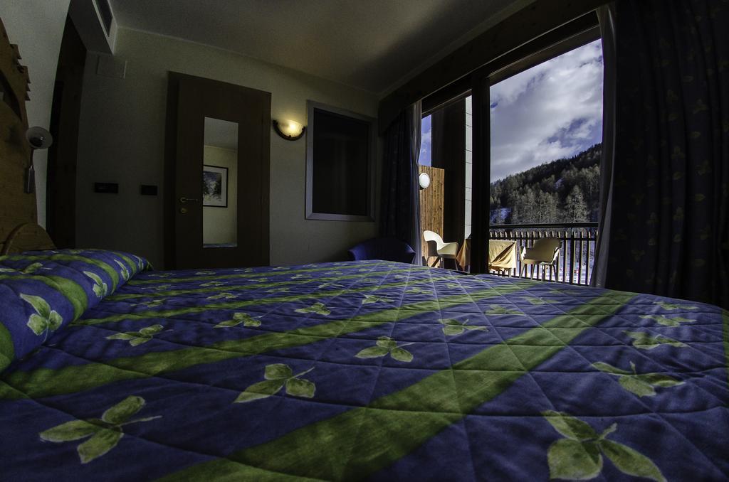 Hotel Rive - Complesso Turistico Campo Smith باردونيكيا المظهر الخارجي الصورة
